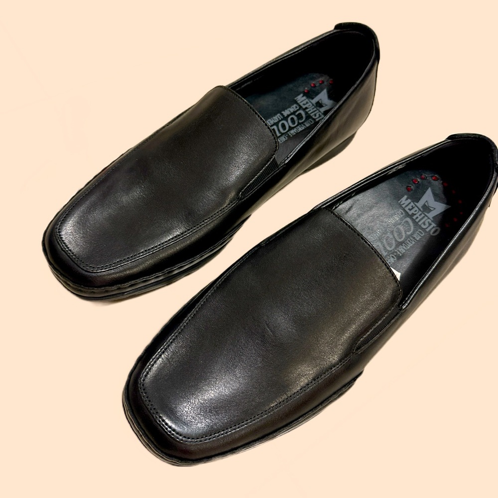 Mephisto Black leather Slip-on